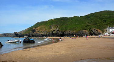 Llangranog-Cardigan-Bay-01
